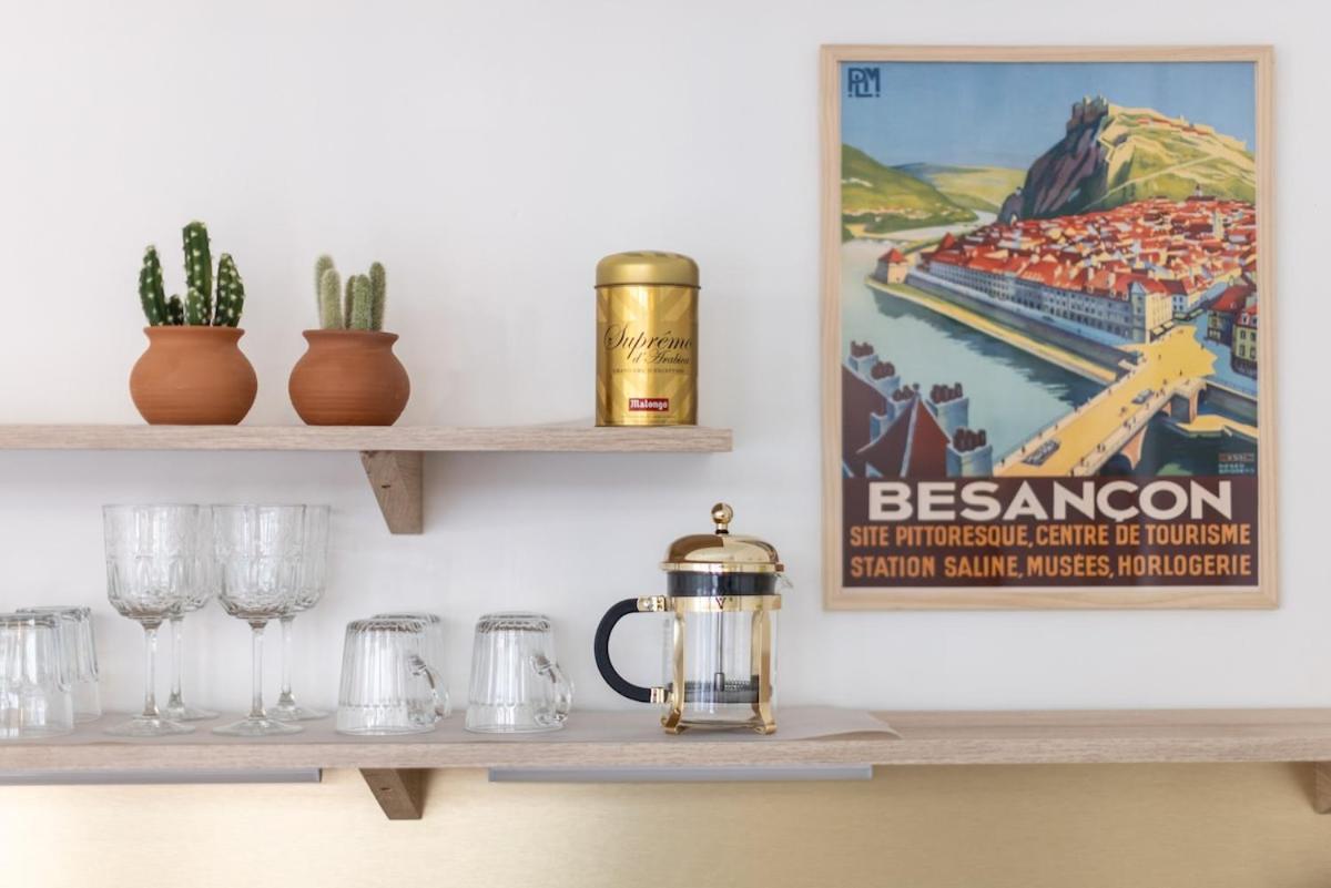 Appartement Le 17 Madeleine à Besançon Extérieur photo