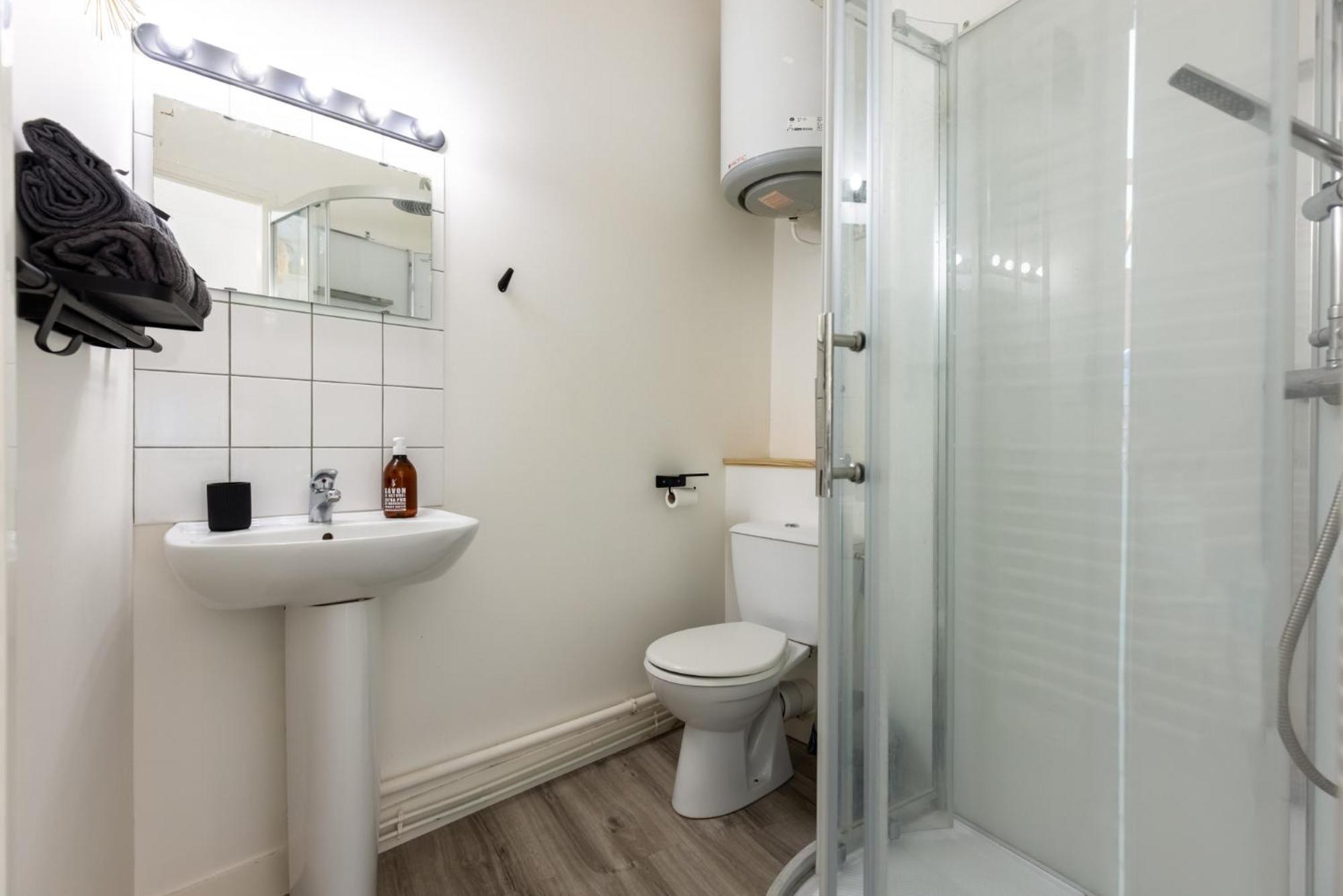 Appartement Le 17 Madeleine à Besançon Extérieur photo